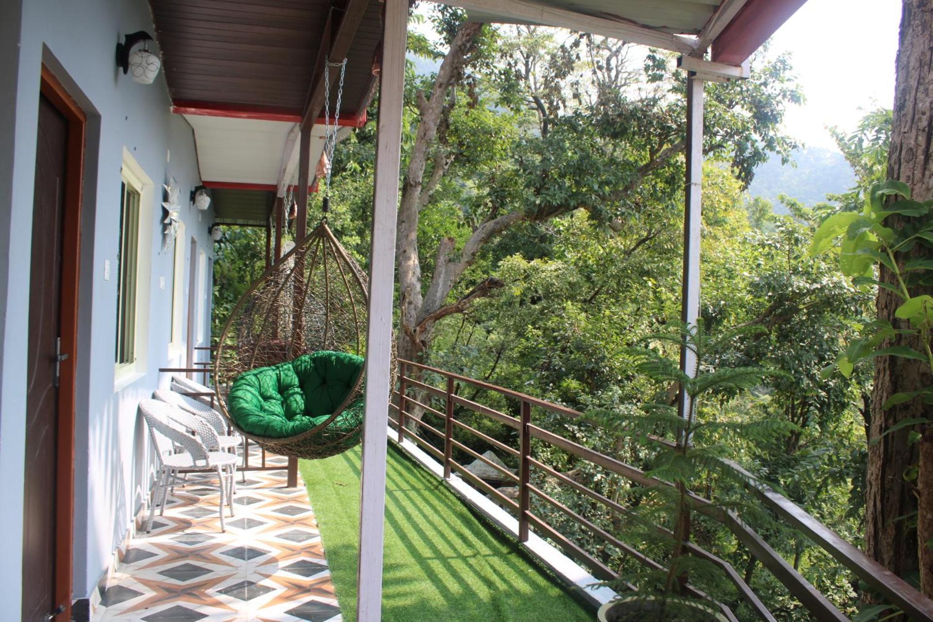 Kyarki Village & Cafe Homestay *